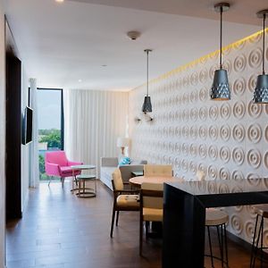 One-Bedroom King Suite Terrace